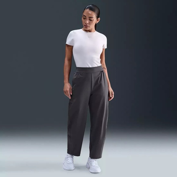 Nike Pants - $115 Nike Women's Size S 24.7 Perfect Stretch High-Waisted Barrel-Leg Pants